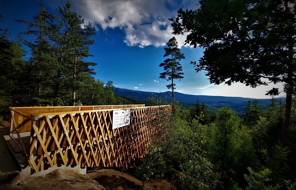 Neue Aussichtsplattform im Riesengebirge