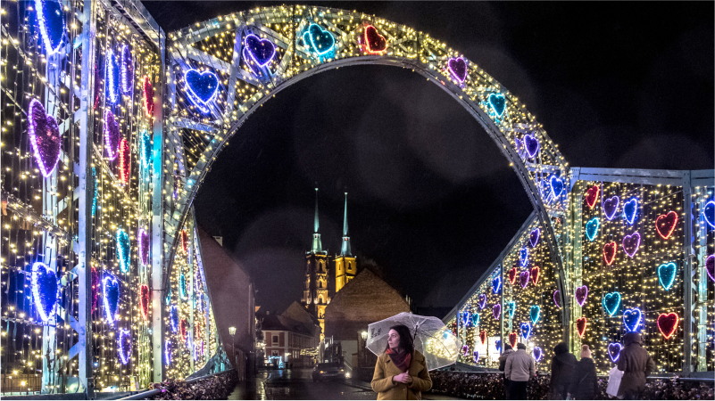 Polens Städte locken mit Märkten zur Vorweihnachtszeit