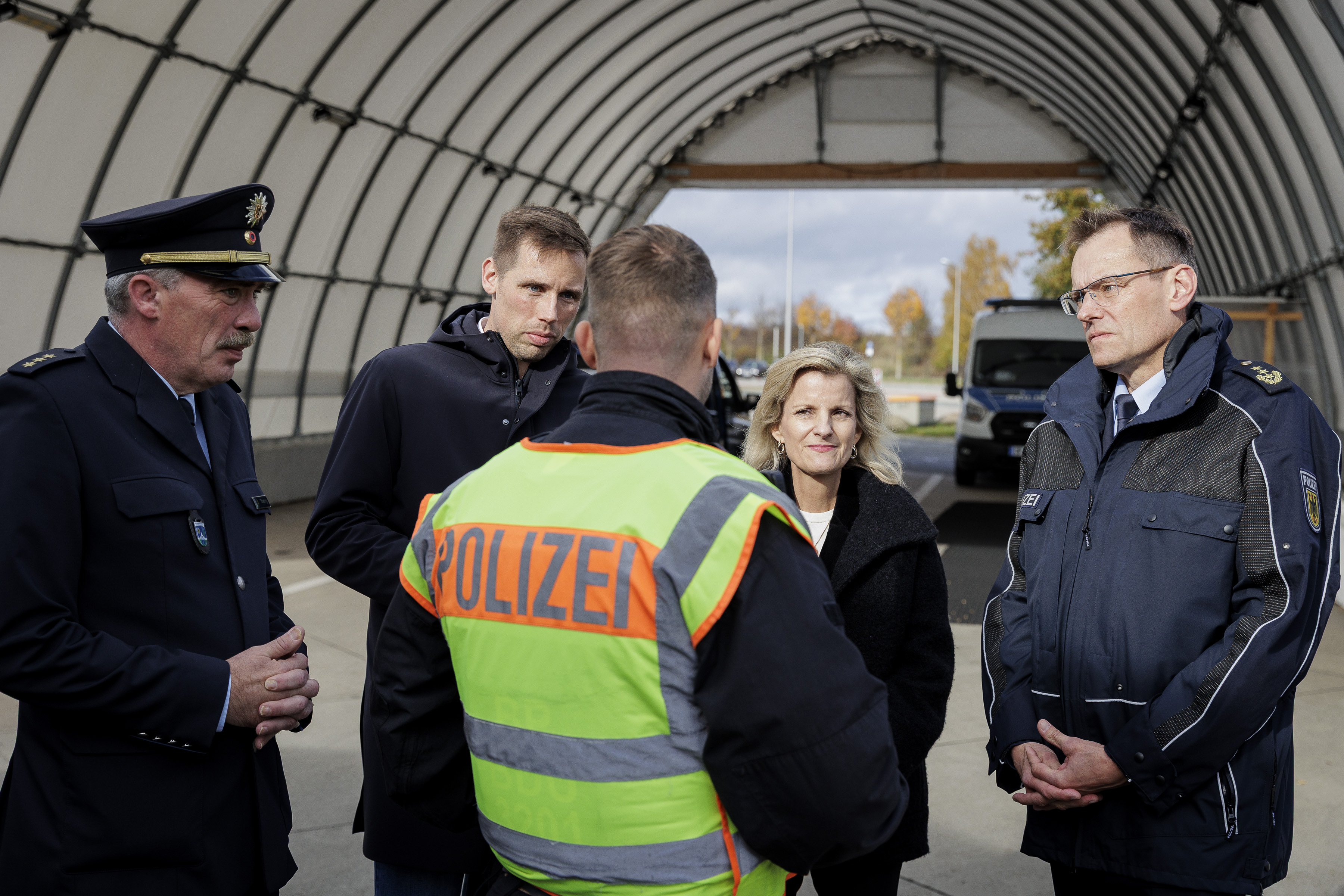Florian Oest zu Ukraine-Flüchtlingen: Statt Sonderstatus Integration in den Arbeitsmarkt