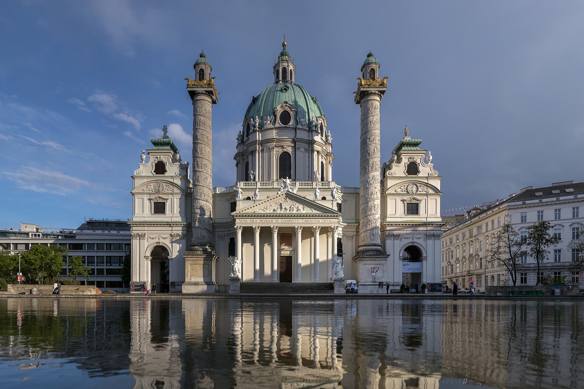 Versöhnungsmesse mit Prager Erzbischof in Wiener Karlskirche